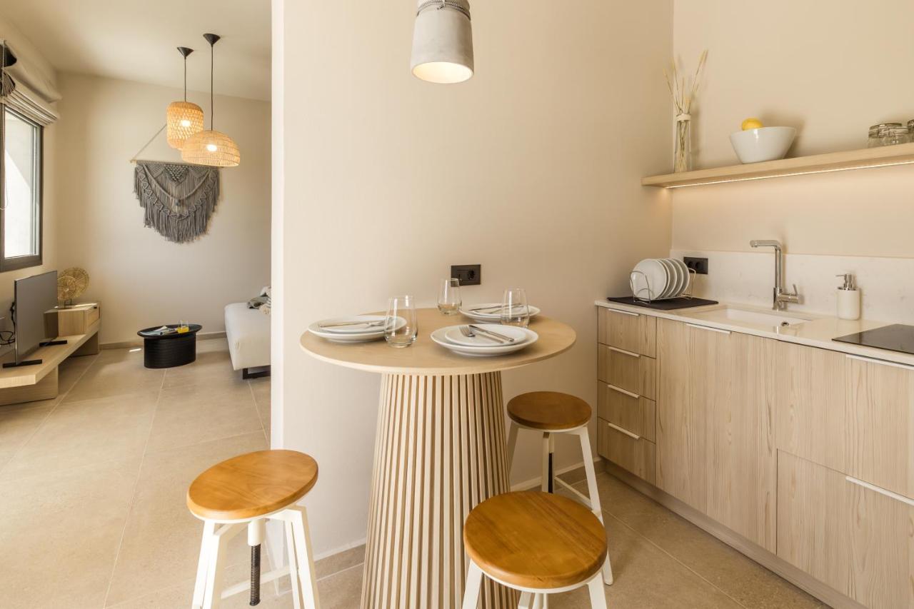 Topos Suites Lassi  Exterior photo