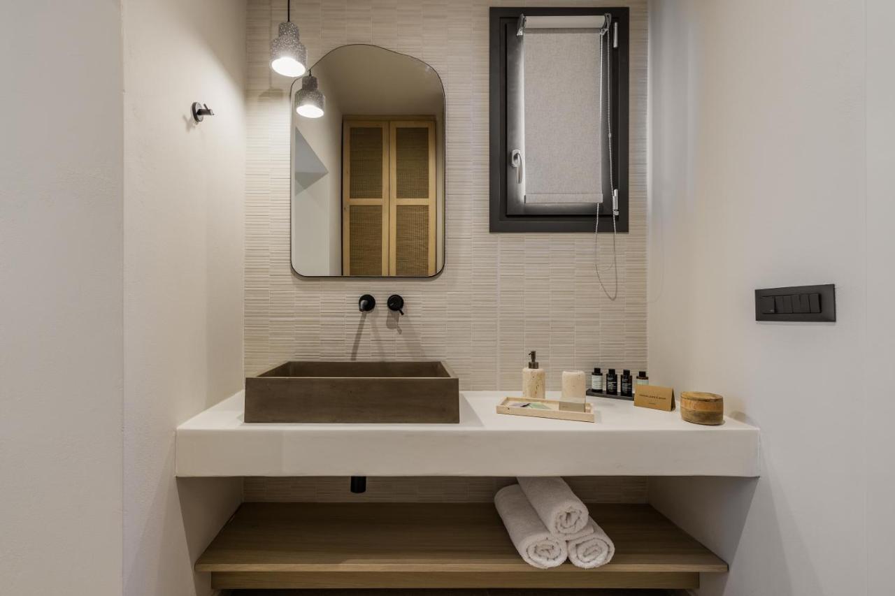 Topos Suites Lassi  Exterior photo