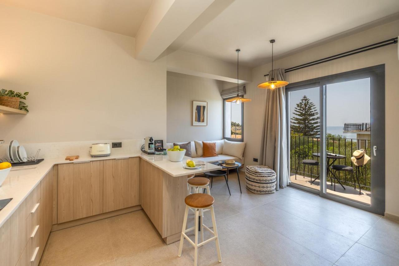 Topos Suites Lassi  Exterior photo