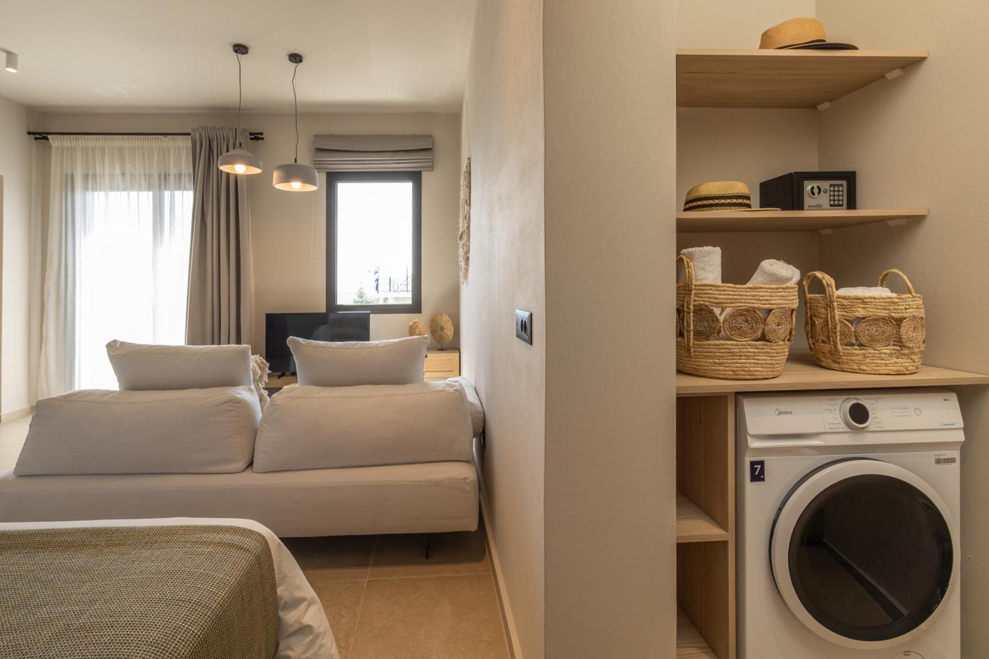 Topos Suites Lassi  Room photo